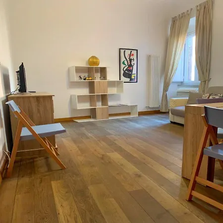 アパート Sforza *